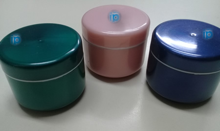 Detalle de potes plasticos fantasia